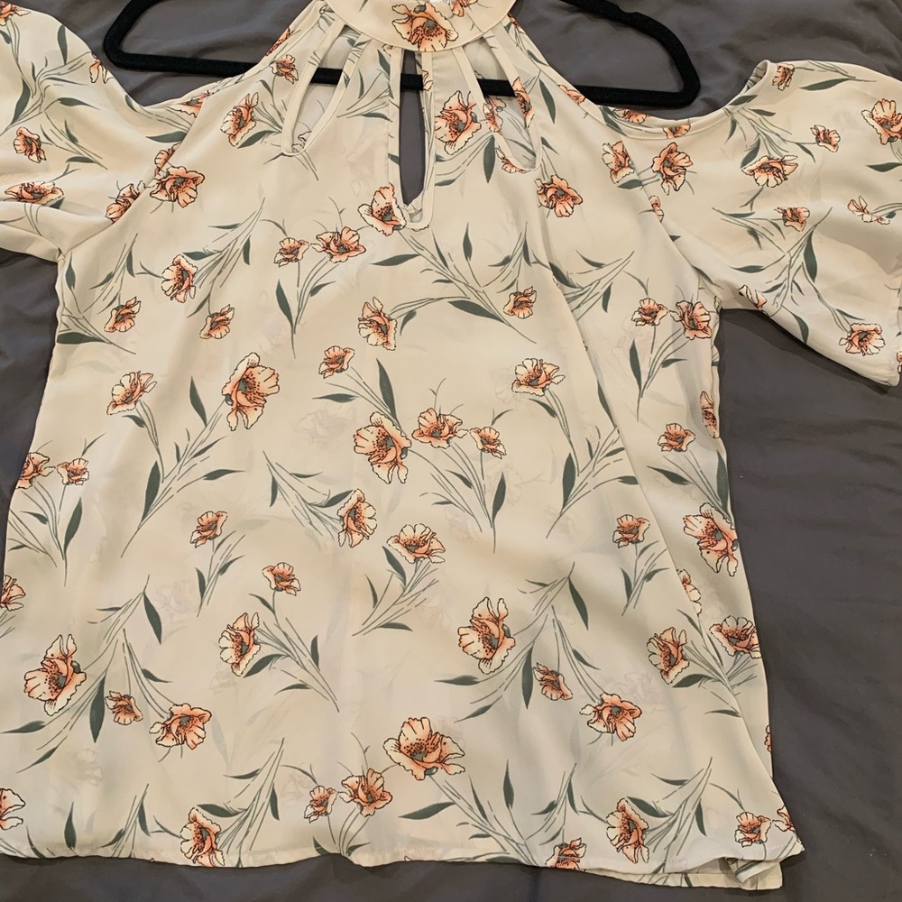 Floral mock neck cold shoulder top